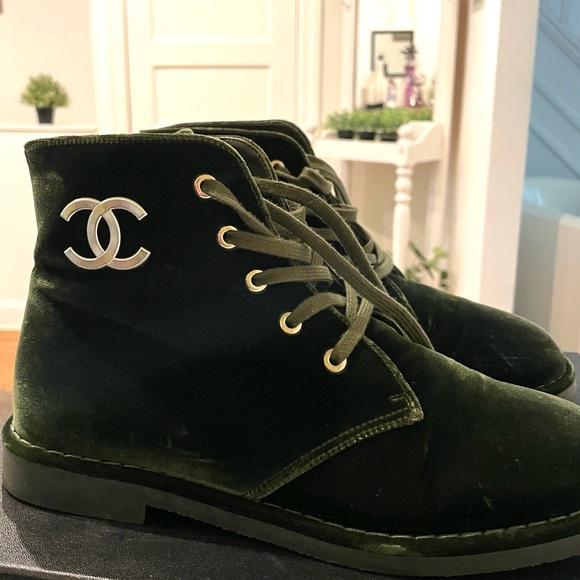 Chanel Boots (Authentic) - Picture 7 of 8